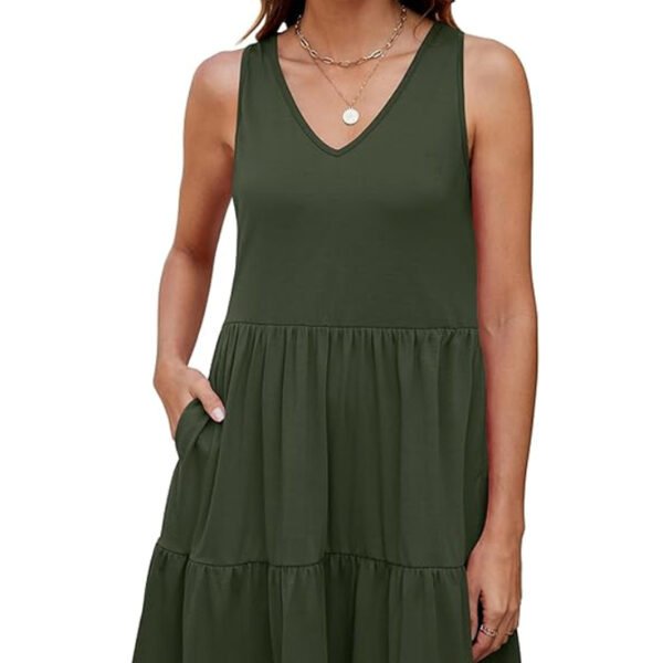 V-Neck Sleeveless Dress – Pleated and Layered Casual Style