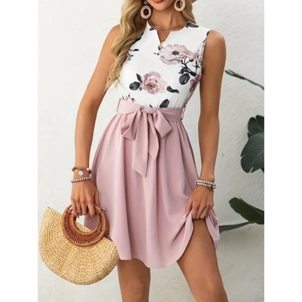 Women's Sleeveless Printed V-neck Dress With Belt