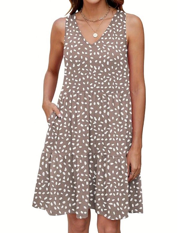 V-Neck Sleeveless Dress – Pleated and Layered Casual Style - Image 2